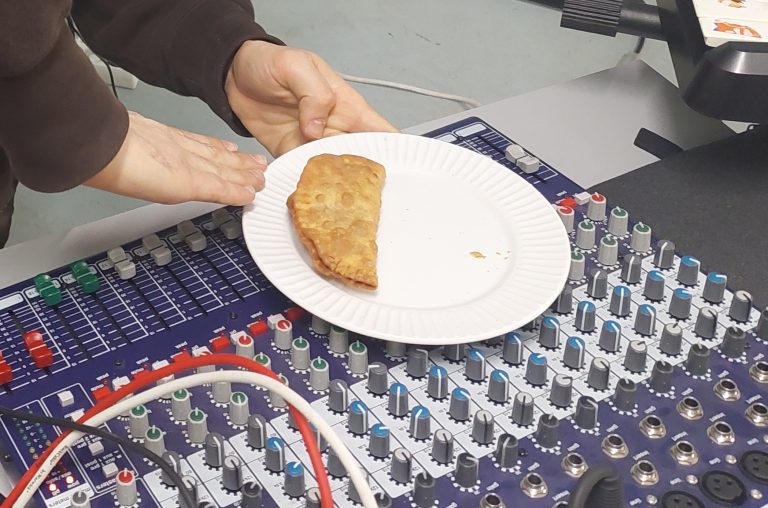 ‘Deep Fry Club’ ir DJ Black Fanfare (Demetrio Castellucci)